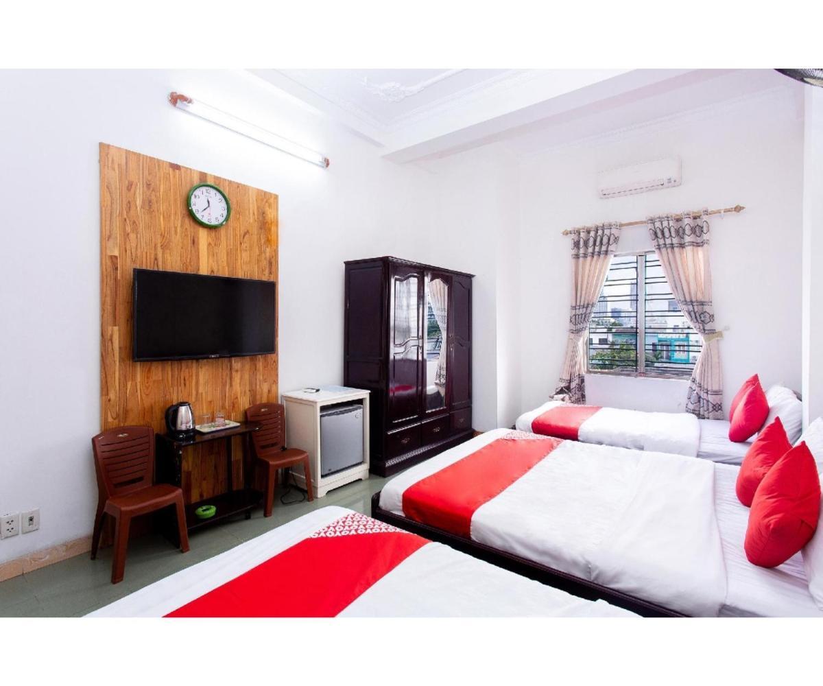 Oyo 553 Truong Giang Hotel ダナン市 エクステリア 写真
