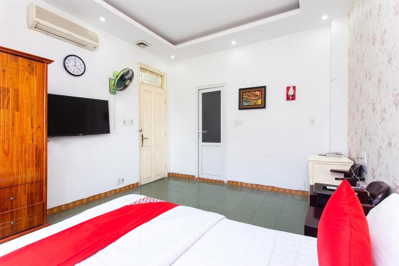 Oyo 553 Truong Giang Hotel ダナン市 エクステリア 写真